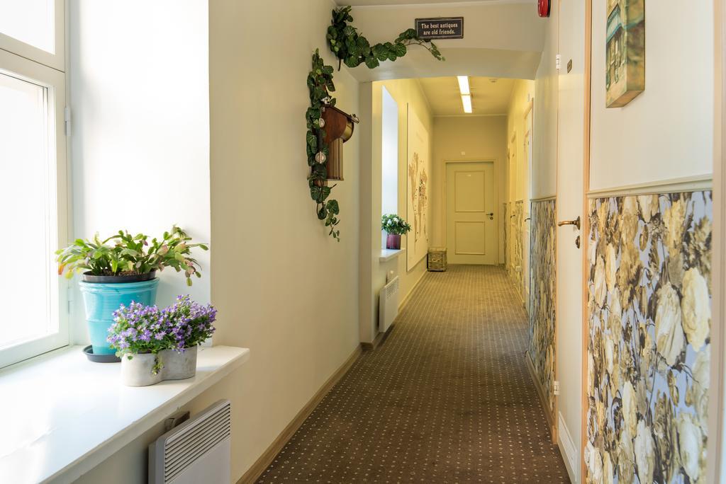 Oldhouse Hostel Tallinn Extérieur photo